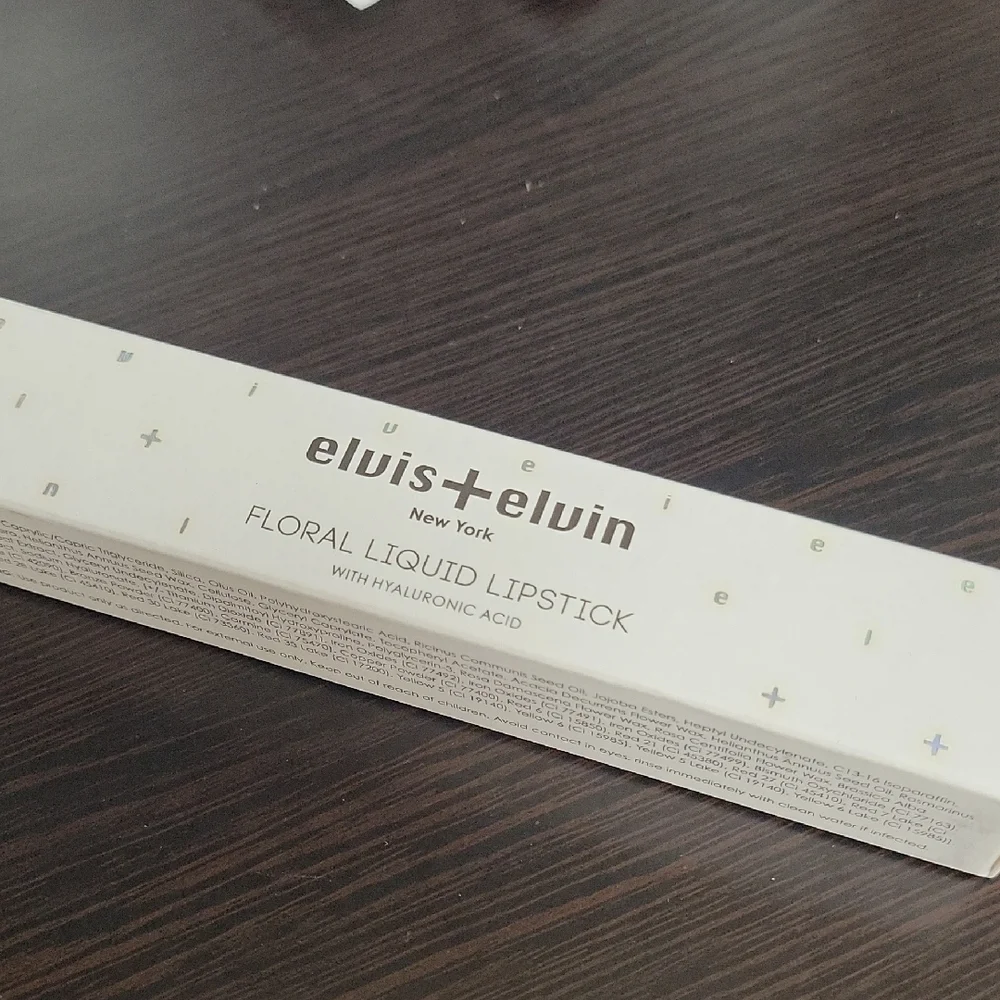 Elvis + Elvin Floral Liquid Lipstick 340 Brick Red New In Box